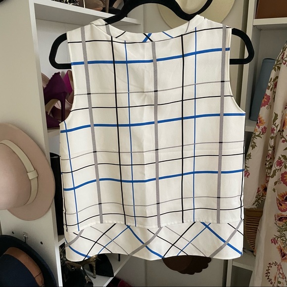 Sleeveless top - Picture 5 of 6